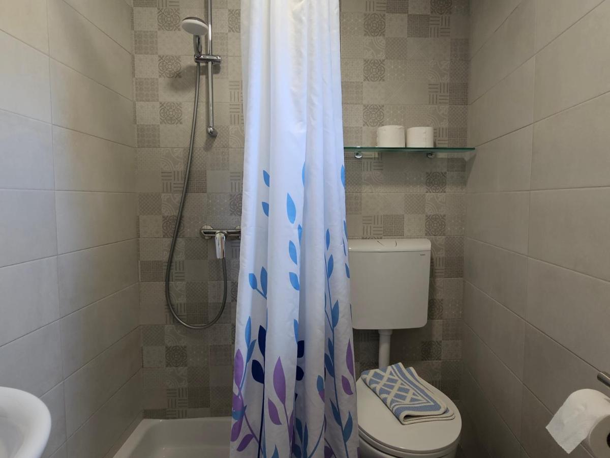 Apartments La Pergola ロヴィニ エクステリア 写真